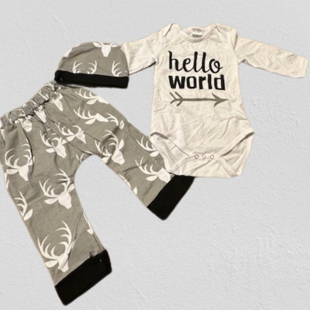 "Hello World" Grey & Black with Deer Print 3 pc Set w/Hat  6047  NWT Boutique